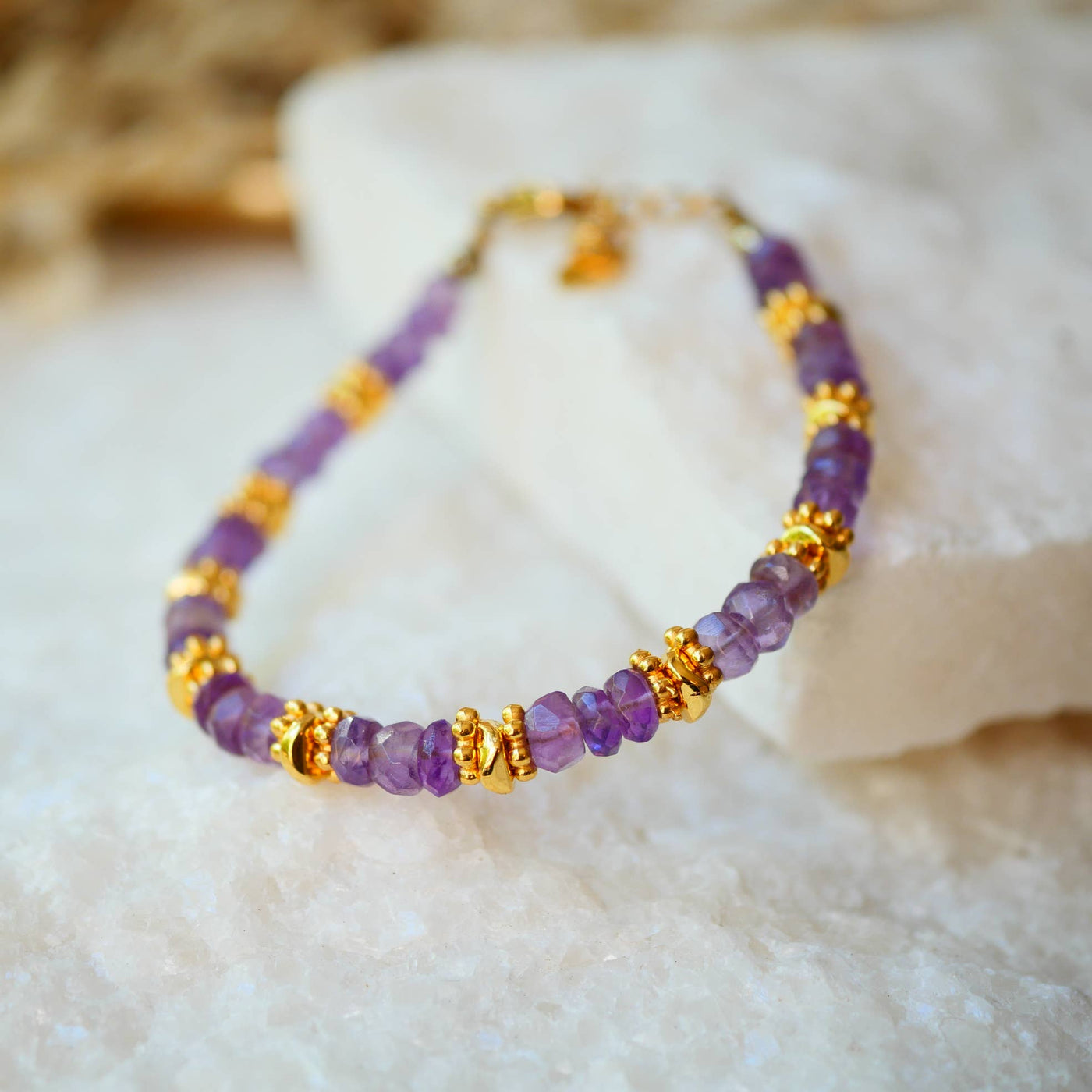GINANDGER - ARMBAND CHIKITSA AMETHYST ODER LABRADORIT in Dianas Klosterlaedchen