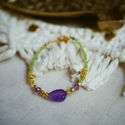 GINANDGER - SUPARNA-PERIDOT- UND AMETHYST-ARMBAND in Dianas Klosterlaedchen