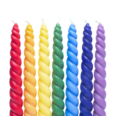 758_0000010745_Gedrehte Tafelkerze duftlos Chakra SET mit 7