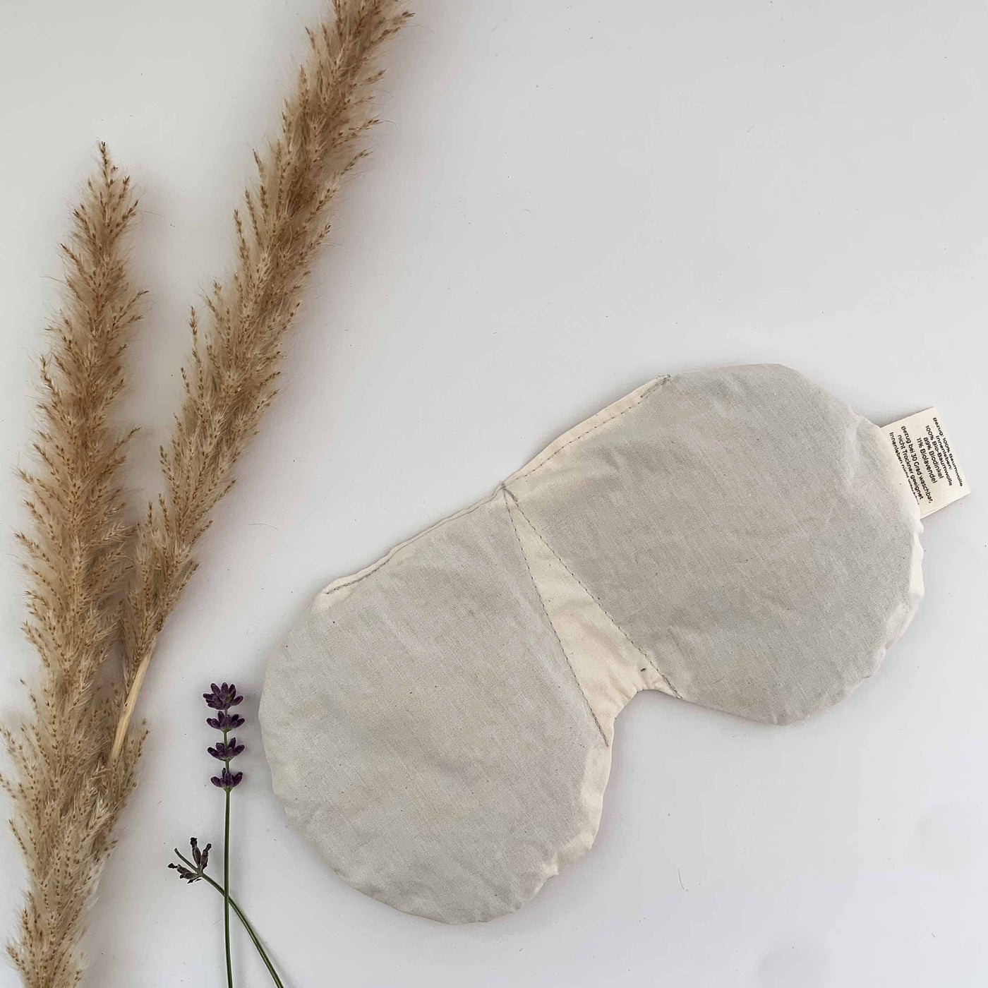 Augenkissen mit Bio-Dinkel & Bio-Lavendel Matcha Herzchen in Dianas Klosterlaedchen