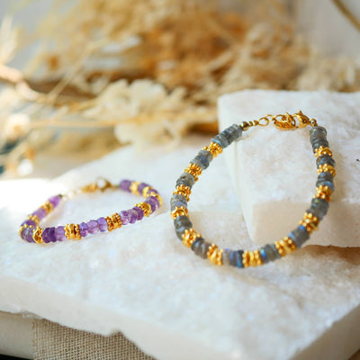 GINANDGER - ARMBAND CHIKITSA AMETHYST ODER LABRADORIT in Dianas Klosterlaedchen