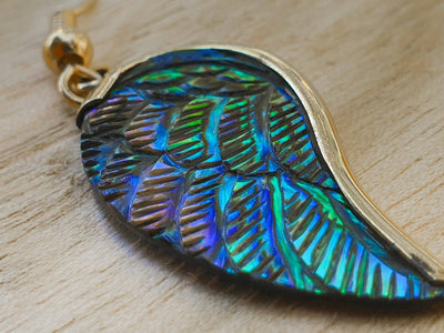 Abalone Mini-Engelsflügel Ohrringe in Dianas Klosterlaedchen
