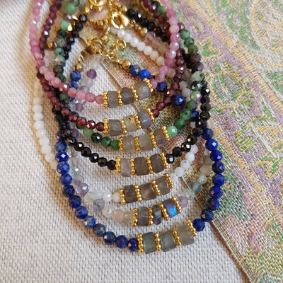 Armband KAMALA Granat