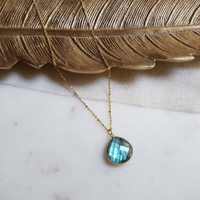 COLLIER JUSTINE LABRADORIT - Dianas Klosterlädchen