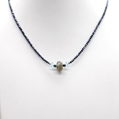Susan Roberts Jewelry - Labradorit & Topas Luna Halskette