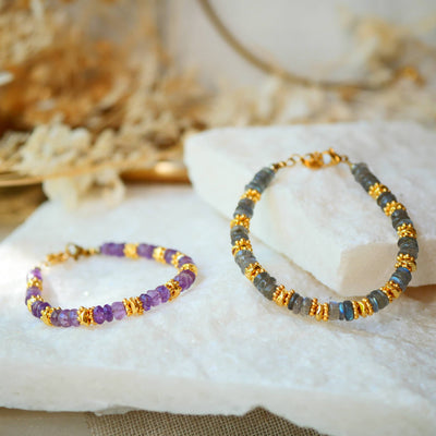 GINANDGER - ARMBAND CHIKITSA AMETHYST ODER LABRADORIT in Dianas Klosterlaedchen