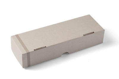 Geschenkbox geschlossen | Geschenkverpackung für Deine Allgäuer Kräuterkerze - Dianas Klosterlädchen
