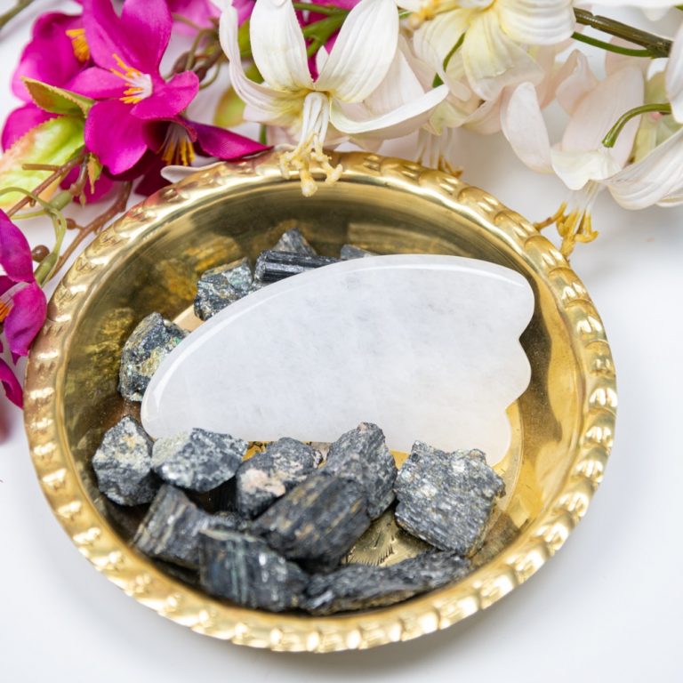 Gua sha Massagestein | Wolke weiße Jade - Dianas Klosterlädchen