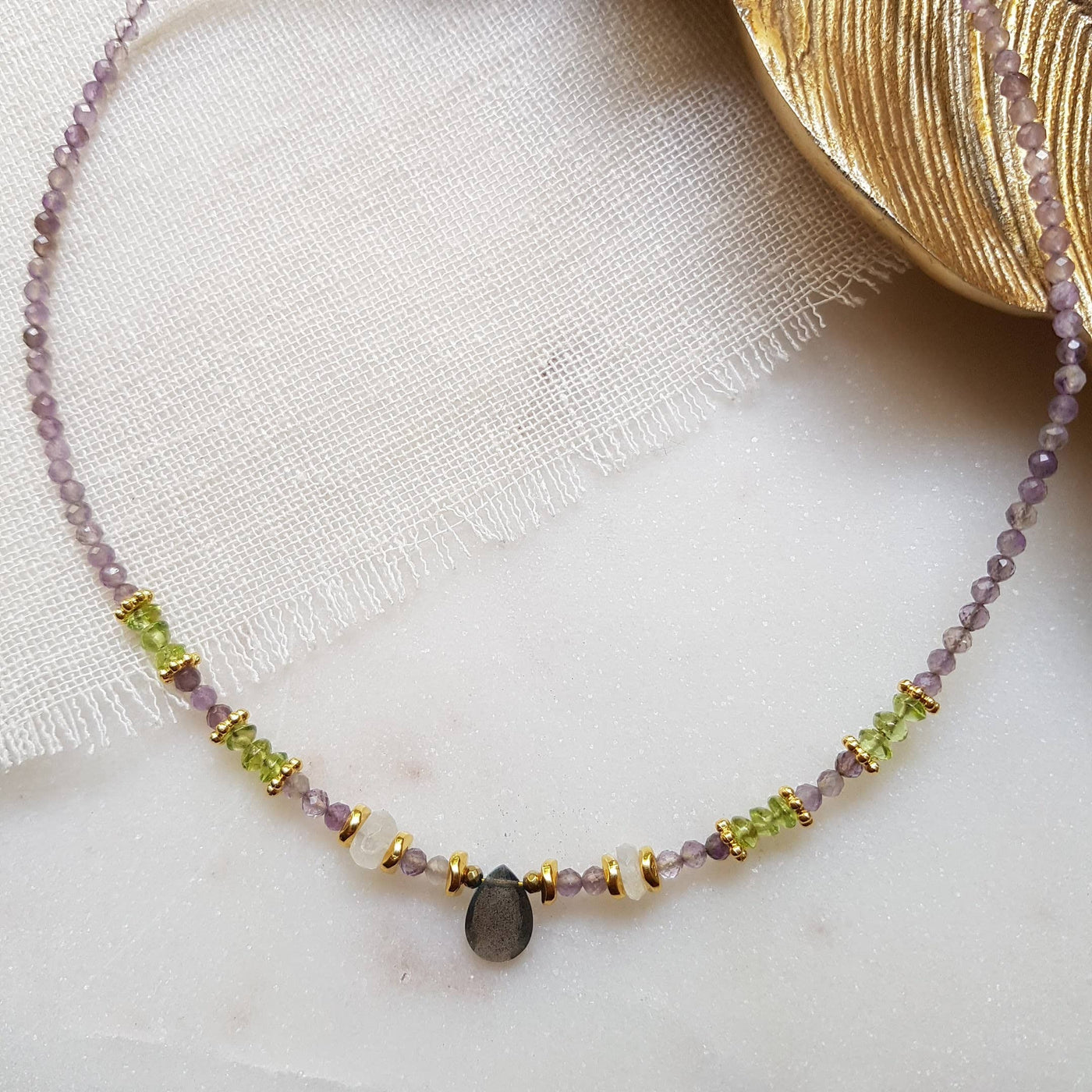 Halskette Labradorit, Amethyst, Peridot - Elyna - Dianas Klosterlädchen