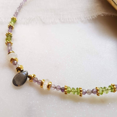 Halskette Labradorit, Amethyst, Peridot - Elyna - Dianas Klosterlädchen