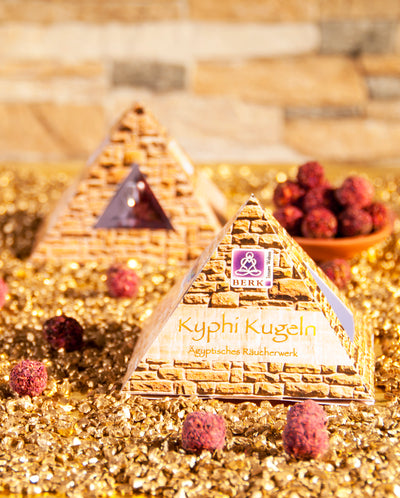 Kyphi Pyramide mit Kugeln - Dianas Klosterlädchen