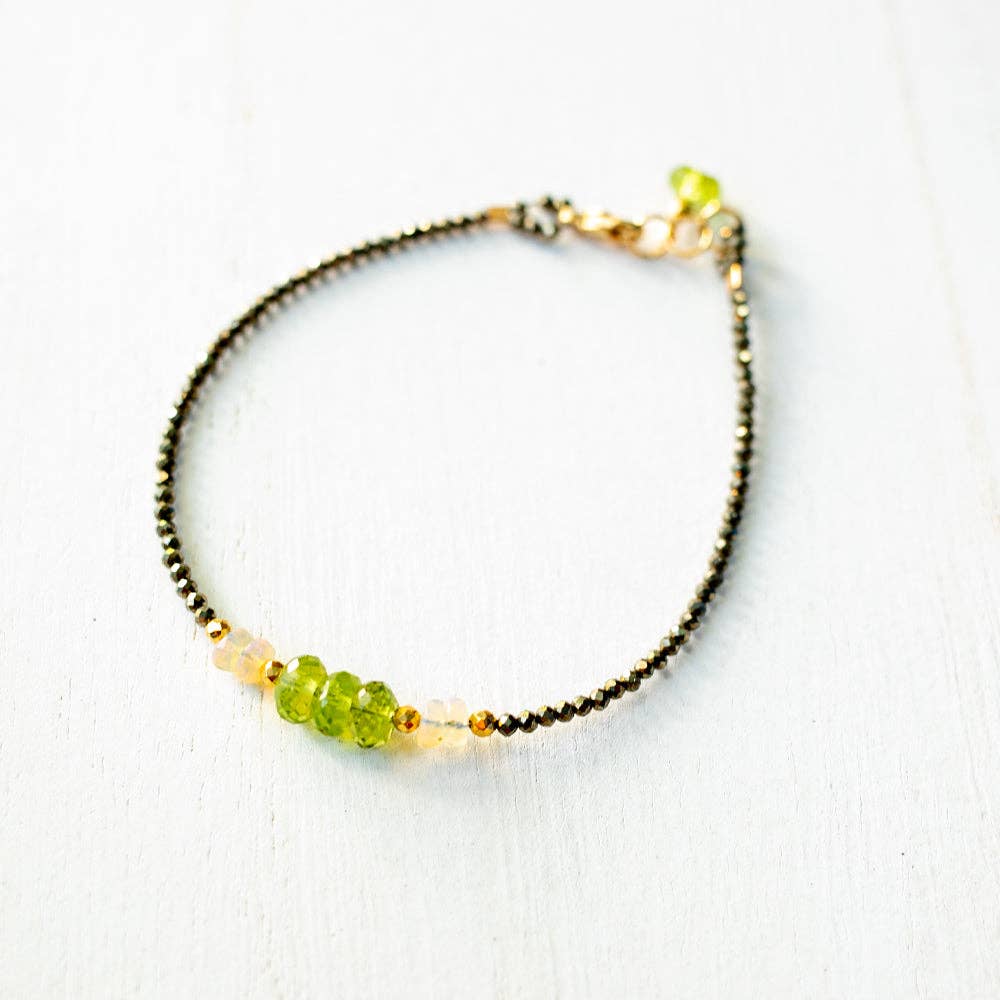 Luna-Armband mit Peridot und Opal - Dianas Klosterlädchen