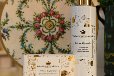 Pétales d'Églantine Seifenstück - Kollektion Versailles - Dianas Klosterlädchen