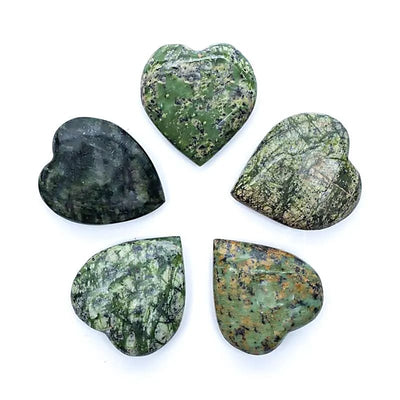 Sorgenstein Herz Grüner Serpentin ±4.5x4x1.5 - Dianas Klosterlädchen