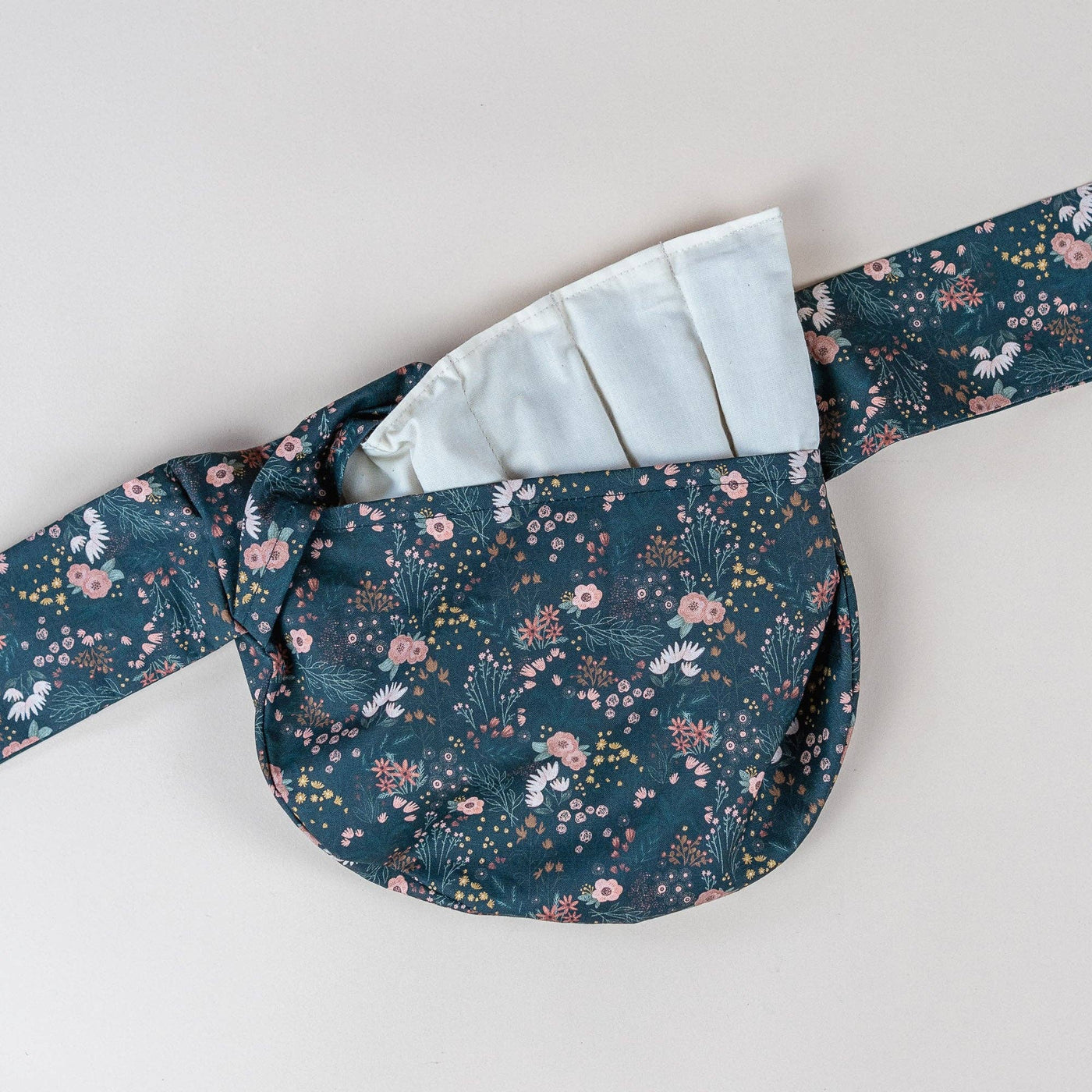 Wärmekissen für Periode - Bellywrap Boho Schwarz - Dianas Klosterlädchen