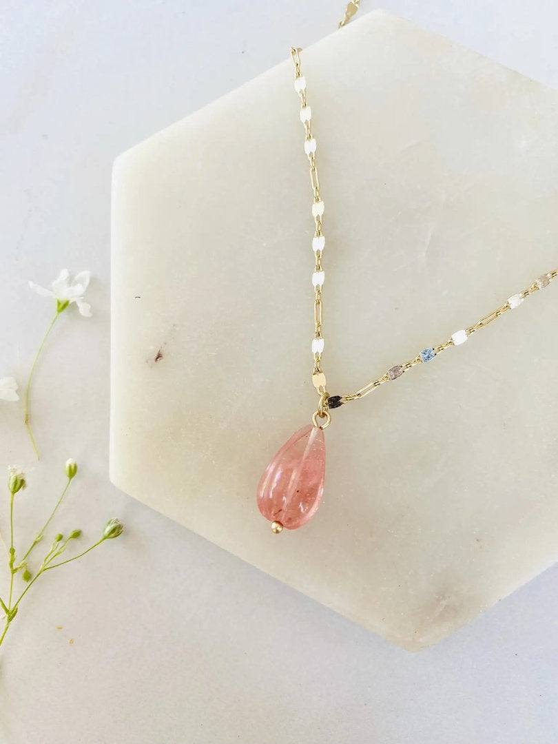 Rosa Quarz Teardrop Halskette - Dianas Klosterlädchen