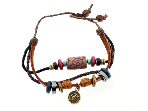 Tribal Armband aus Leder und Perlen in Erdfarben | ONE LOVE.  @klosterlaedchen.com