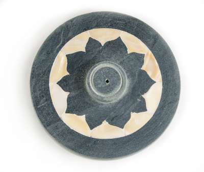 Räucherstäbchenhalter Lotus mit Perlmutteinlage Ø10 cm - Dianas Klosterlädchen