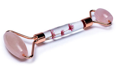 Massage Roller | Rosenquarz rosa Blumen - Dianas Klosterlädchen
