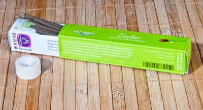 Zeder Räucherstäbchen Green Line 10 g - Dianas Klosterlädchen